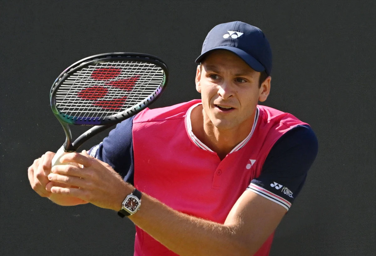 Już jutro rozpoczyna się turniej ATP Tour 500 w Halle. W ubiegłym sezonie na niemieckiej imprezie triumfował Hubert Hurkacz, pokonując ówczesnego lidera rankingu ATP Daniiła Miedwiediewa. Czy Polak powtórzy wyczyn sprzed roku?