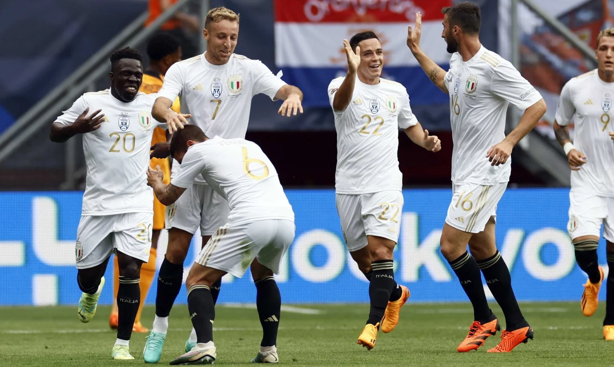 Reprezentacja Włoch w meczu o trzecie miejsce piłkarskiej Ligi Narodów 2022/23 pokonała Holendrów 3:2. W wieczornym finale w Rotterdamie Hiszpania zmierzy się z Chorwacją.
