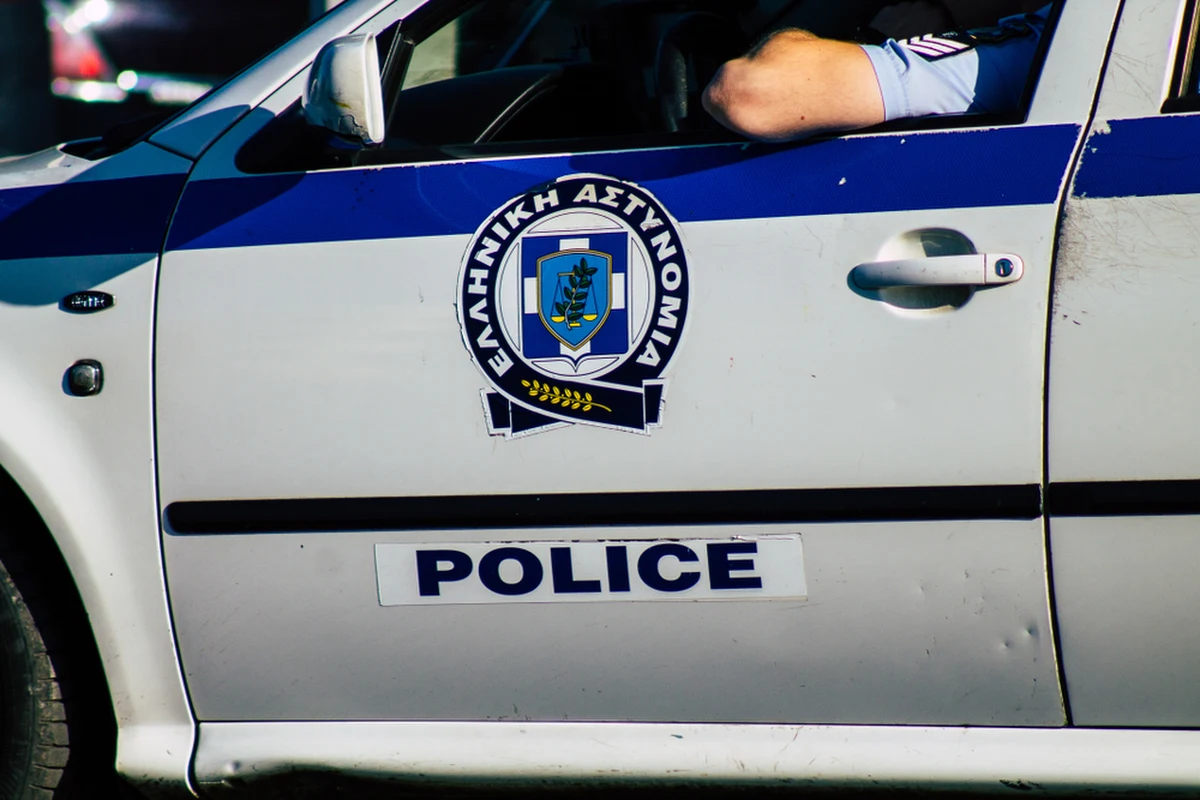 Trwa śledztwo w sprawie zaginięcia na greckiej wyspie Kos 27-letniej Anastazji z Wrocławia. Miejscowe media podały, że w mieszkaniu 32-letniego obywatela Bangladeszu, głównego podejrzanego w sprawie, odnaleziono DNA poszukiwanej Polki. Opublikowano też nagranie z monitoringu w barze w Marmari, na którym widać kobietę w dzień zaginięcia.