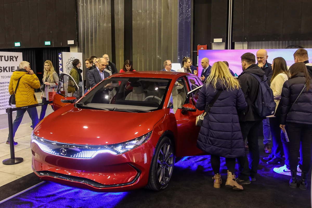 Najwyższa Izba Kontroli wzywa premiera do wnikliwej analizy programu polskiego samochodu elektrycznego Izera. Jak dowiedział się nieoficjalnie reporter RMF FM, kontrola w sprawie gigantycznego finansowania tego projektu, który jak dotąd nie przynosi efektów, jest na ukończeniu, a prezes Izby Marian Banaś wysłał premierowi list dotyczący tej sytuacji. 