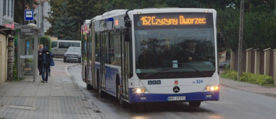 Trasy krakowskich linii autobusowych nr 152 i 192 zostaną wydłużone. Nowy rozkład ma wejść w życie z początkiem wakacji. Zmian chcieli mieszkańcy Woli Justowskiej. 