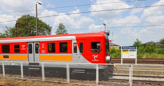 Do 2029 r. ma powstać linia kolejowa, dzięki której Wieluń zyska bezpośrednie połączenie z Łodzią. Dziś podpisano umowę na wykonanie jej projektu. 