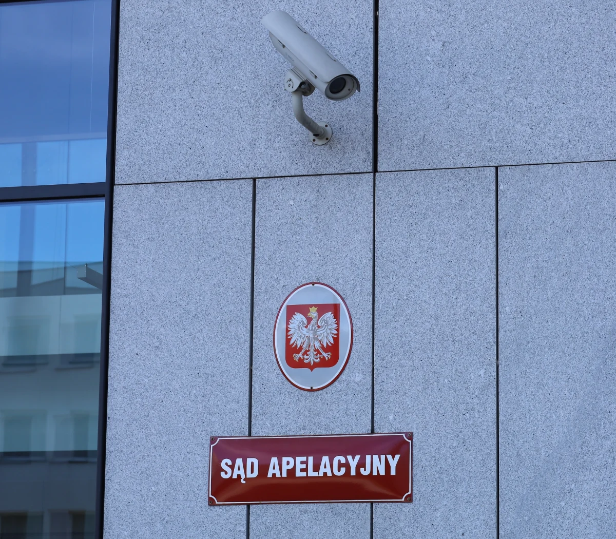 Sąd apelacyjny w Poznaniu obniżył kary orzeczone wcześniej wobec kilku osób, m.in. wobec Bogusława D. ps. Dreks, które zostały oskarżone o działanie w grupach przestępczych czerpiących korzyści z usług seksualnych. Na ławie oskarżonych zasiadło 58 osób, ponad 30 z nich odwołało się od wyroku sądu I instancji.