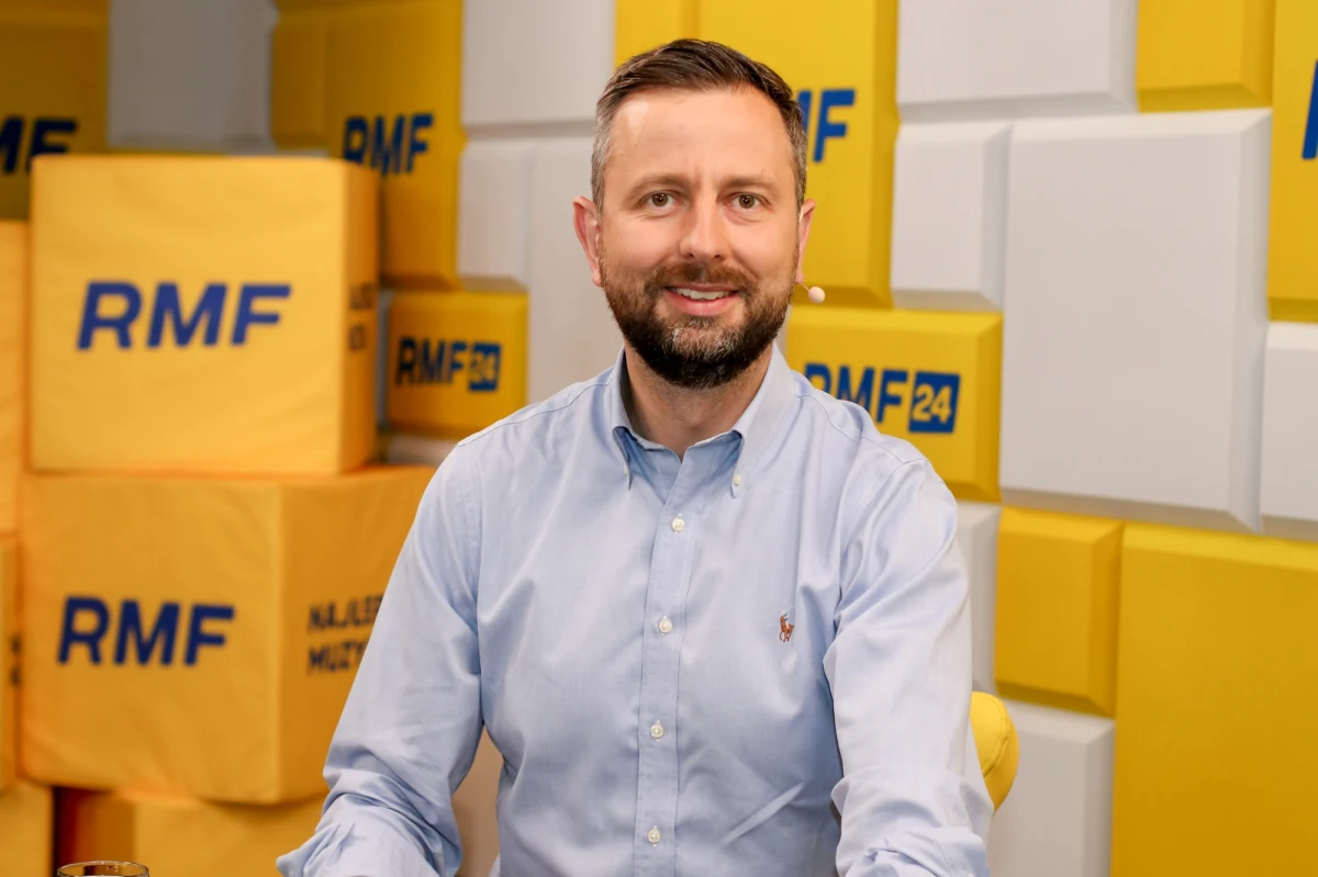 "Bez dobrego wyniku Trzeciej Drogi, bez głosów na nas, nie ma szans, by odsunąć PiS od władzy. Może być super wynik Platformy i dalej będzie rządził PiS z Konfederacją" - mówił w Porannej rozmowie w RMF FM Władysław Kosiniak-Kamysz. Szef PSL-u odniósł się w ten sposób do ostatnich spadków w sondażach projektu politycznego Polski 2050 i Polskiego Stronnictwa Ludowego.