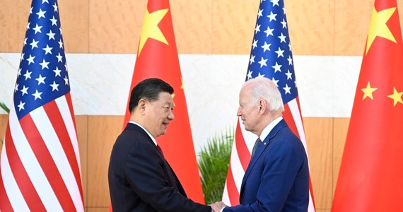 ​MSZ Chin oświadczyło w środę, że nazwanie chińskiego przywódcy Xi "dyktatorem" przez prezydenta USA Joe Bidena było "skrajnie absurdalne" i poważnie naruszyło godność polityczną Chin.