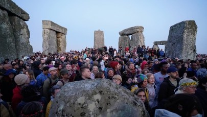 Święto w Stonehenge. Tysiące ludzi celebrowały letnie przesilenie