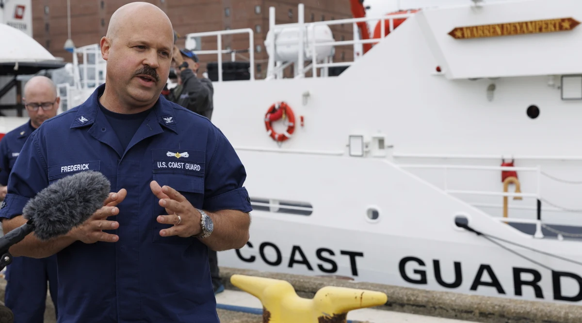 Poszukiwania zaginionej łodzi podwodnej na Atlantyku zbliżają się do momentu krytycznego - poinformował portal telewizji CNN. Eksperci, cytowani przez brytyjski dziennik "Guardian", twierdzą, że tlen na pokładzie Titana skończy się o godz. 13:08 czasu polskiego.