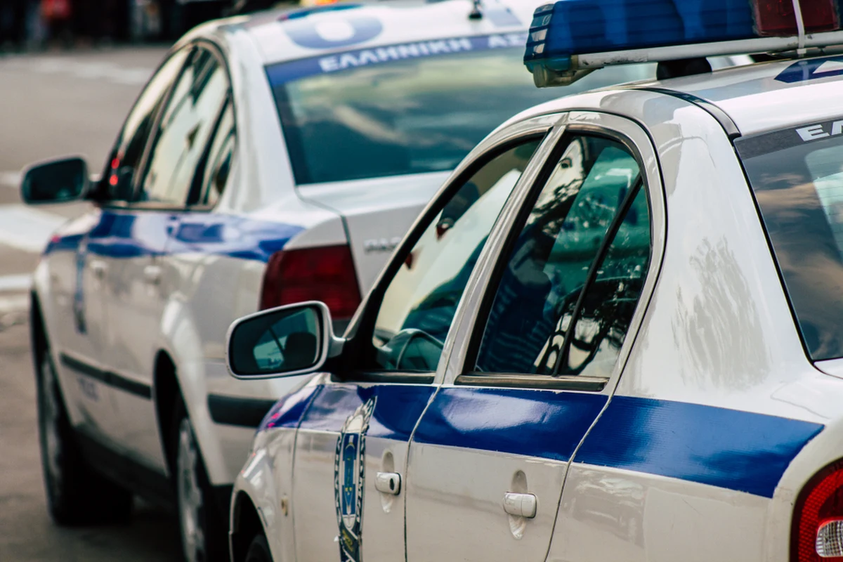 Jeden z kluczowych świadków, współlokator podejrzanego o morderstwo Anastazji zdecydował się zmienić zeznania. Grecki portal Proto Thema informuje, że Pakistańczyk, który mieszkał z mężczyzną z Bangladeszu zeznał, że po powrocie do domu zastał swojego współlokatora z dziewczyną. Wcześniej twierdził inaczej.