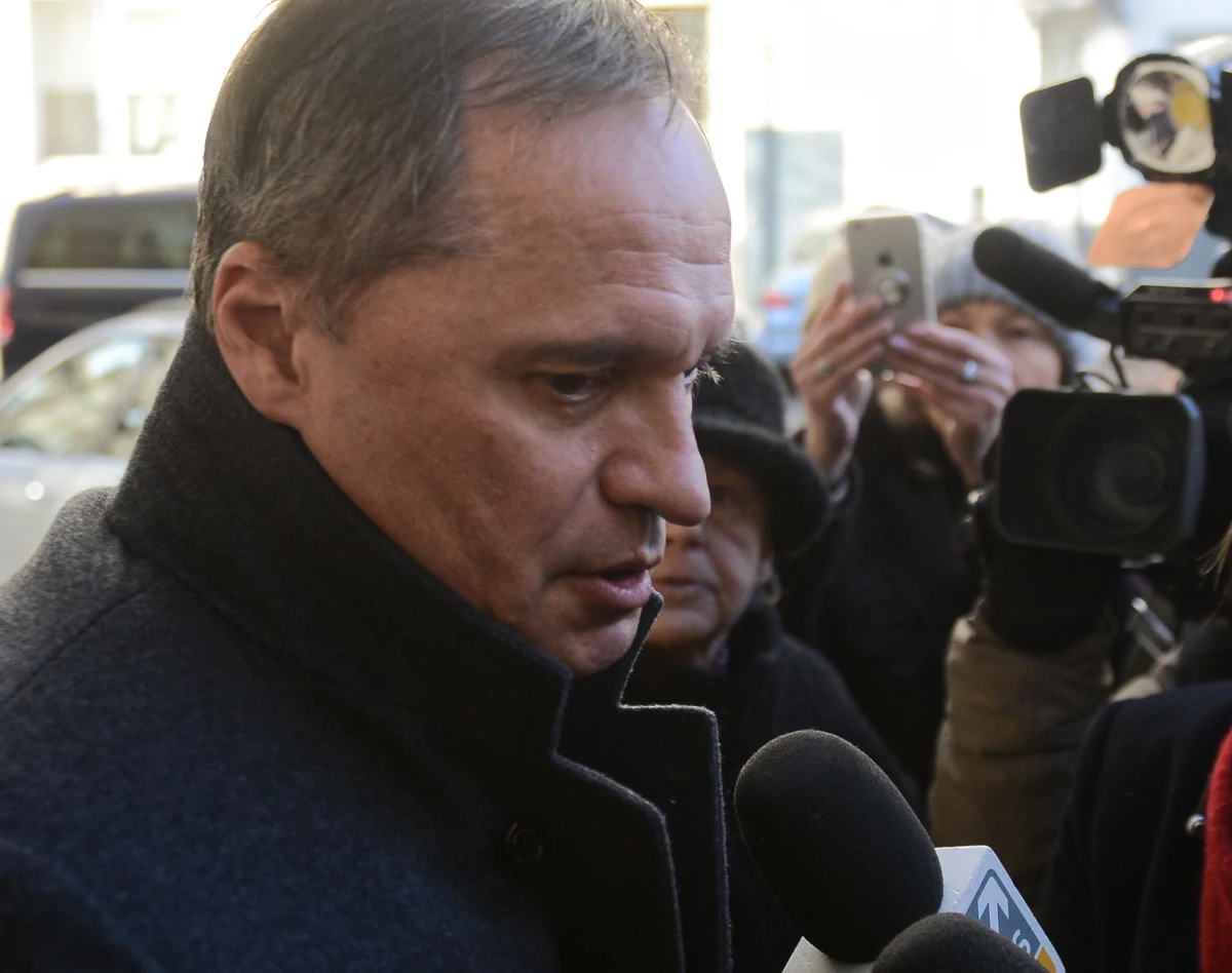 Sąd nie zgodził się na aresztowanie biznesmena Leszka Czarneckiego - dowiedział się reporter RMF FM. Prokuratura regionalna w Warszawie prowadząca śledztwo w aferze GetBack chciała aresztu dla przedsiębiorcy, by wystawić za nim list gończy. Śledczy twierdzą, że przebywając za granicą, uchyla się od stawiennictwa w prokuraturze, gdzie ma usłyszeć zarzuty. 