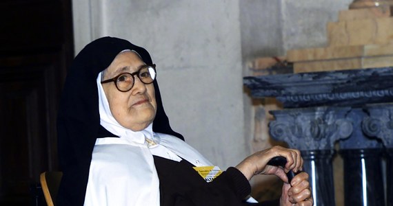 Papież Franciszek zatwierdził dekret Dykasterii Spraw Kanonizacyjnych o uznaniu heroiczności cnót siostry Łucji, czyli Lucii dos Santos. Była ona najstarszym z trojga dzieci - świadków uznanych przez Kościół objawień maryjnych w Fatimie.