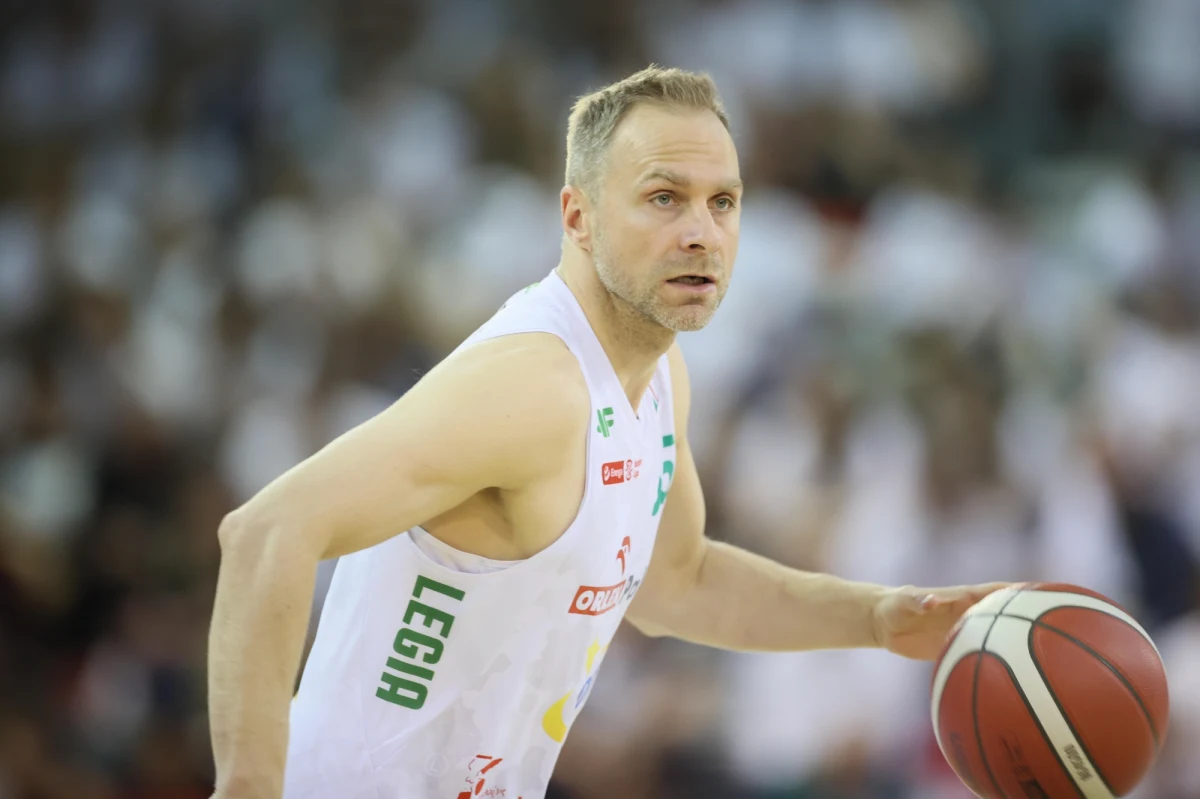 Były reprezentant Polski Łukasz Koszarek został wybrany jednogłośnie na prezesa Polskiej Ligi Koszykówki - poinformował prezes Polskiego Komitetu Olimpijskiego Radosław Piesiewicz podczas Gali Energa Basket Ligi podsumowującej sezon 2022/23.