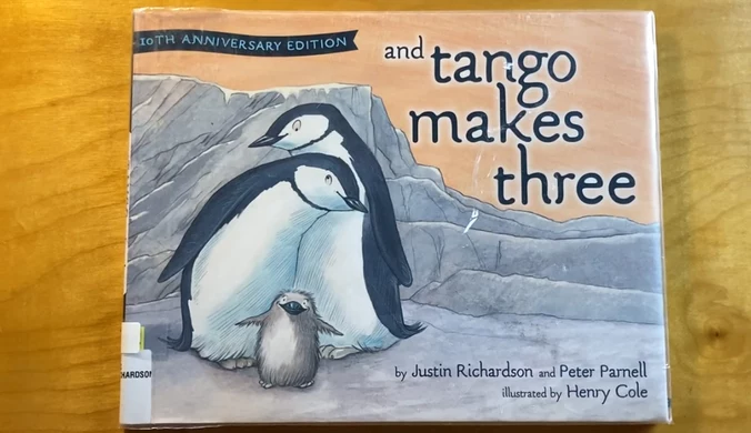 Spór o książkę o pingwinach-gejach. Autorzy wnieśli pozew
