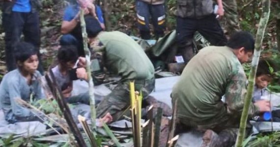 Czworo dzieci, które przeżyły katastrofę samolotu, a potem 40 dni błąkały się po amazońskiej dżungli, stoją przed nowym zagrożeniem. W każdej chwili mogą zostać uprowadzone dla okupu przez kolumbijską partyzantkę. 