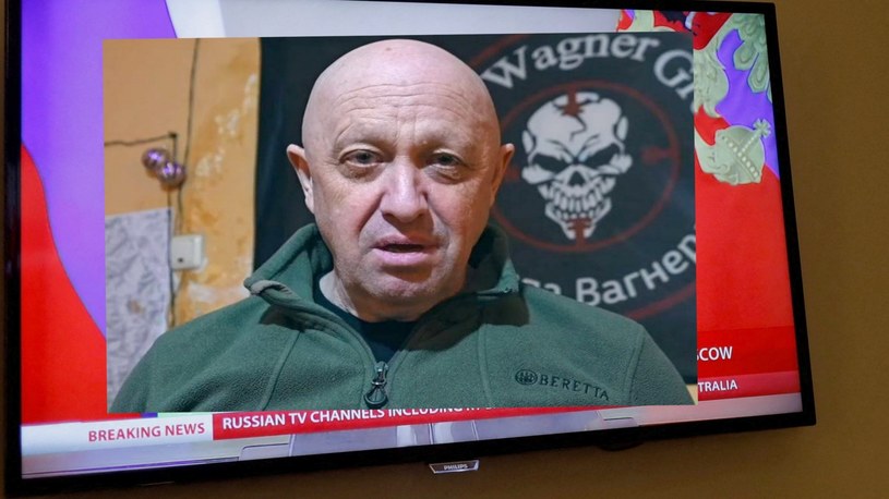 Hakerzy działający dla grupy Wagnera przejęli kontrolę nad wszystkimi kanałami rosyjskiej telewizji i zaczęli emitować nagrania z Prigożynem wzywającym do zamachu stanu.
