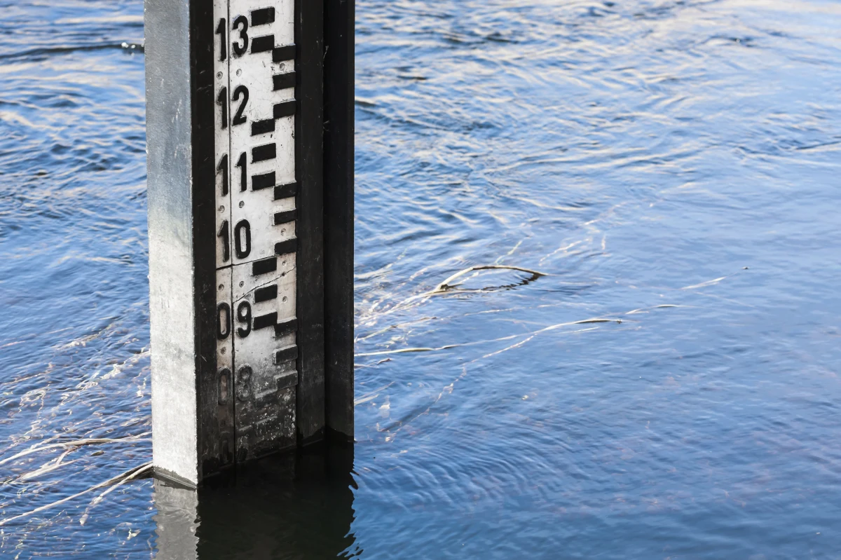 Instytut Meteorologii i Gospodarki Wodnej wydał alerty pierwszego i drugiego stopnia przed gwałtownym wzrostem poziomu wody w rzekach 7 województw w związku z ciągłymi opadami deszczu. Na części obszarów spodziewane są przekroczenie stanów alarmowych i podtopienia.