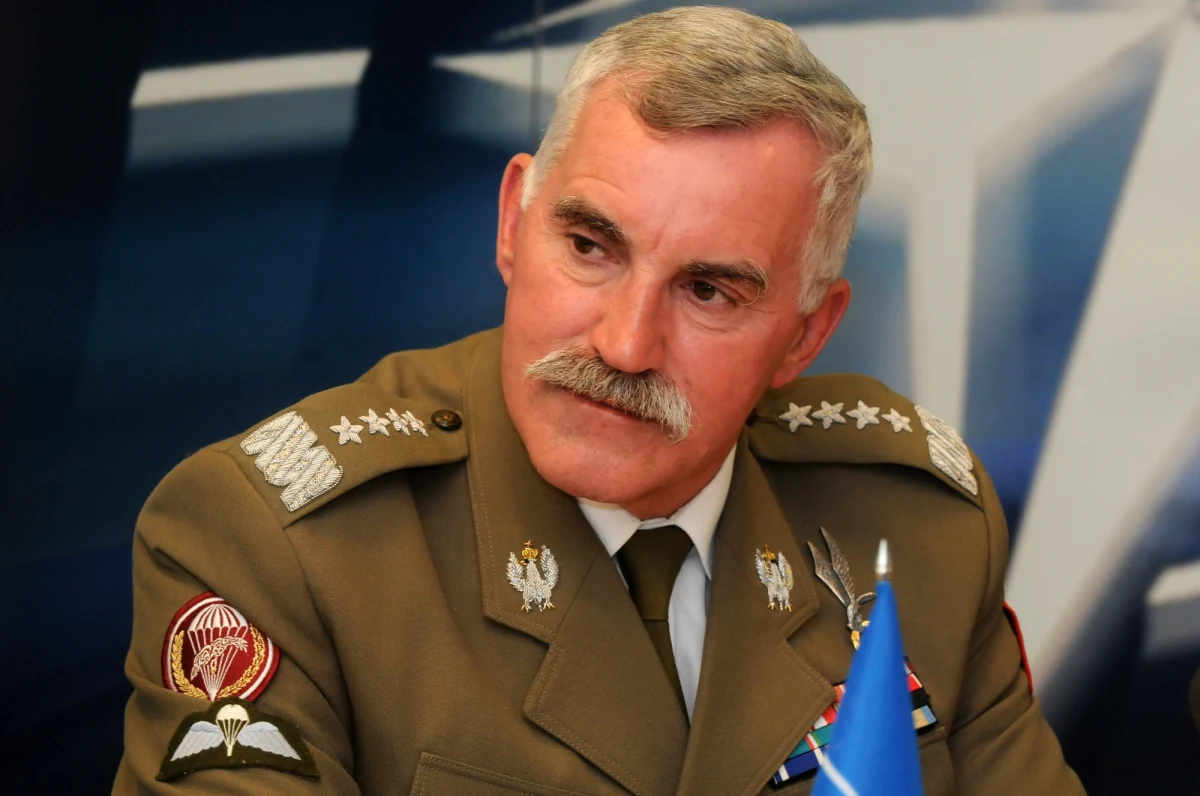 ​"Grupa Prigożyna opanowała dwa bardzo ważne z punktu widzenia strategicznego i prowadzenia wojny w Ukrainie regiony: Rostów i Woroneż" - mówił RMF FM generał w stanie spoczynku, Mieczysław Bieniek. Jak podkreślił, "Rostów to baza zaopatrzeniowa, logistyczna, szkoleniowa i dowódcza dla prowadzenia wojny za naszą wschodnią granicą". "Z kolei Woroneż to olbrzymie składy amunicji i duże centrum administracyjne" - dodał.