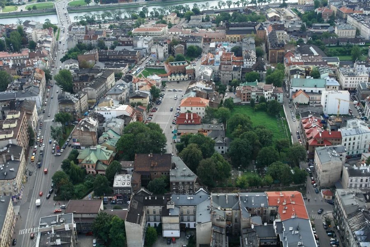 Już w najbliższą środę, 28 czerwca w Krakowie rozpocznie się 32. edycja Festiwalu Kultury Żydowskiej. W związku z tym wprowadzone zostają zmiany w organizacji ruchu  na Kazimierzu.