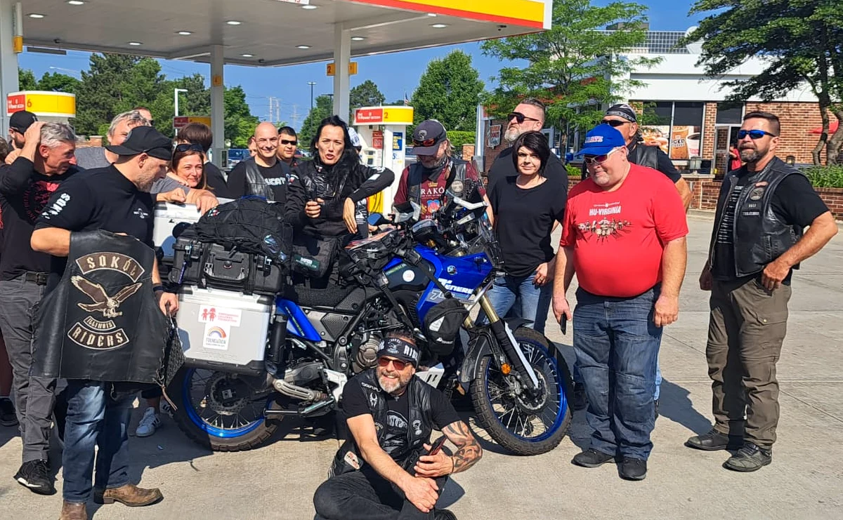 ​Do Chicago przyleciała 2 tygodnie temu, odebrała motocykl i dzięki pomocy Polaków, pasjonatów motorów z polonijnego Klubu "Sokół Riders" w Chicago przygotowała motor do wymagającej drogi. Przed nią I etap podróży przez obie Ameryki, w którym pokona 15 krajów i przejedzie 39 000 km.