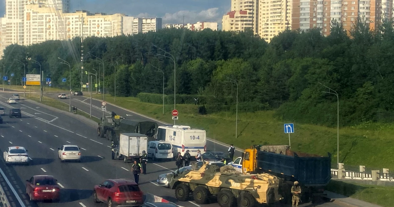 Pojazdy opancerzone na rogatkach Moskwy