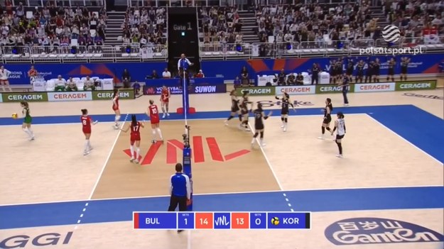 Skrót meczu Ligi Narodów siatkarek Bułgaria - Korea Południowa 3:1 (25:22, 25:18, 24:26, 25:15).