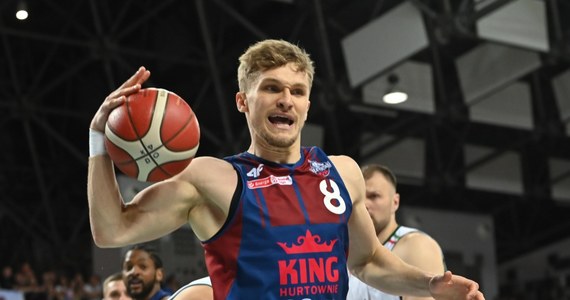 ​Koszykarze mistrza Polski Kinga Szczecin zagrają w fazie grupowej Ligi Mistrzów FIBA sezonu 2023/24, a Legia Warszawa, czwarta drużyna minionego sezonu, w kwalifikacjach - poinformowała Międzynarodowa Federacja Koszykówki strefy europejskiej (FIBA-Europe).