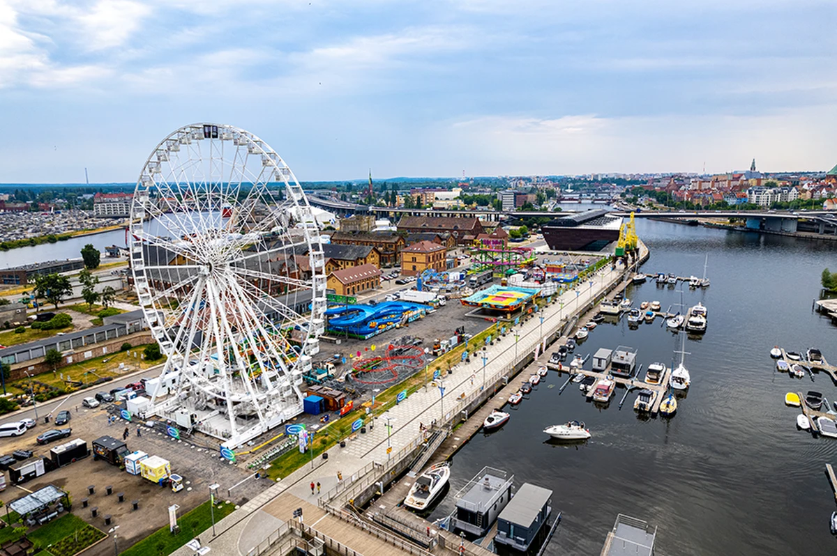 Autobusy pojadą w lecie na szczecińską Łasztownię. Do tej pory na wyspę, która znajduje się na Odrze vis a vis Wałów Chrobrego, można było dotrzeć tylko samochodem, rowerem czy na piechotę. Od najbliższego weekendu ma się to zmienić.