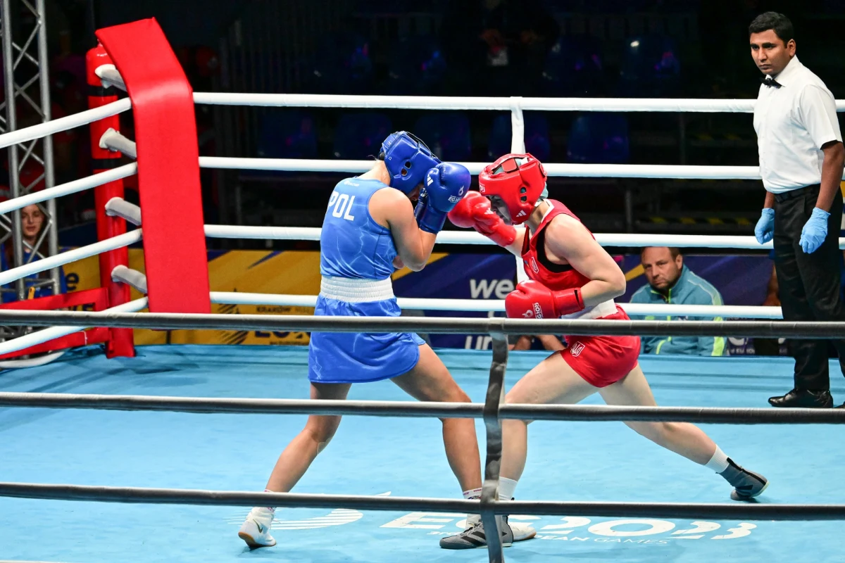Mateusz Bereźnicki (kat. do 92 kg) oraz Elżbieta Wójcik (75 kg) wygrali w Nowym Targu walki ćwierćfinałowe i zapewnili sobie co najmniej brązowe medale Igrzysk Europejskich w boksie. Pozostali reprezentanci gospodarzy zostali wyeliminowani.