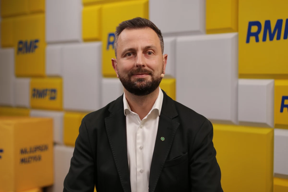 Niemal wszyscy Polacy są przeciwni przymusowej relokacji migrantów – podkreślił prezes PSL Władysław Kosiniak-Kamysz w Porannej rozmowie w RMF FM. Zamiast urządzać referendum w tej sprawie, jak chce PiS, zdaniem szefa ludowców rząd powinien wystąpić do Unii Europejskiej o pieniądze na utrzymanie uchodźców z Ukrainy, którzy znaleźli schronienie w Polsce.
