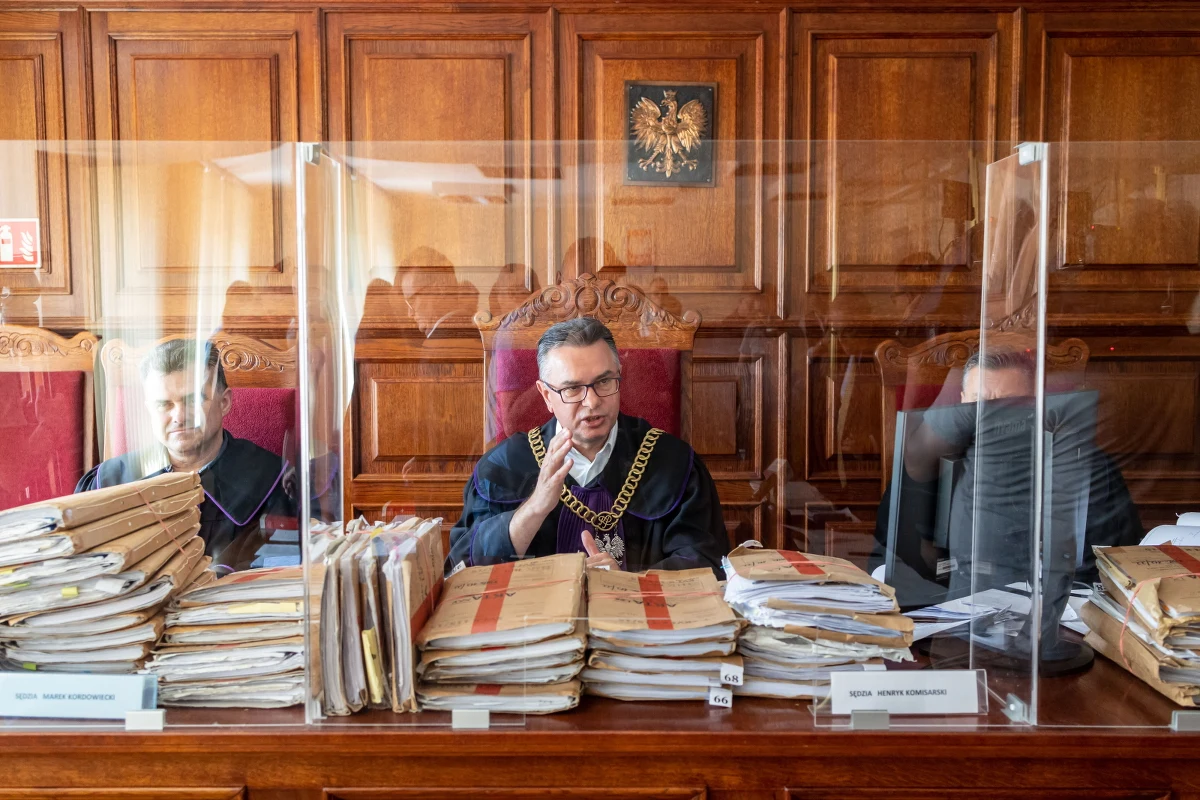 Sąd przesłucha nowego, nieznanego do tej pory świadka w sprawie śmierci dziennikarza, Jarosława Ziętary. Taką decyzję podjął dziś poznański sąd apelacyjny, po rozpoznaniu wniosku prokuratury.