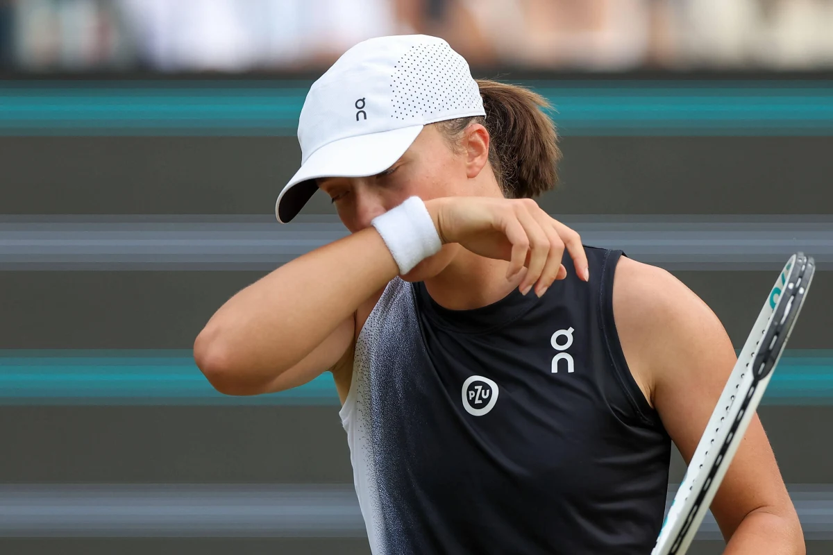 Iga Świątek nie dokończy turnieju w niemieckim Bad Homburg. Polska liderka światowego rankingu dziś miała rozegrać półfinał, ale wycofała się z rywalizacji. Jako powód podała kłopoty zdrowotne.