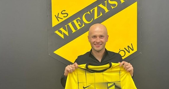 Były piłkarz reprezentacji Polski Michał Pazdan podpisał roczny kontrakt z trzecioligową Wieczystą Kraków z opcją przedłużenia o rok - poinformowano na stronie klubu. 35-letni obrońca ostatnie dwa sezony spędził w Jagiellonii Białystok.