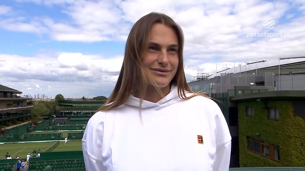 Białorusinka Aryna Sabalenka będzie jedną z najgroźniejszych rywalek Igi Świątek w tegorocznym Wimbledonie. Drabinka turnieju ułożyła się tak, że wiceliderka rankingu WTA może zmierzyć się z liderującą Polką dopiero w finale. - Kocham grać przeciwko Idze, bo to zawsze są wspaniałe bitwy - powiedziała Sabalenka.