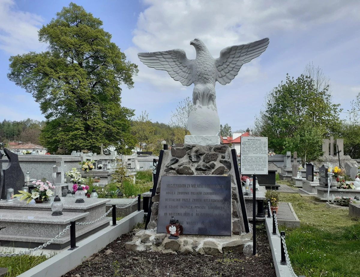 Historycy z Sanoka szukają informacji na temat ofiar, które 83 lata temu zginęły w egzekucji na górze Gruszka. Wśród 112 ofiar było 9 poznaniaków i to właśnie na tych osobach swoją uwagę skupiają historycy.