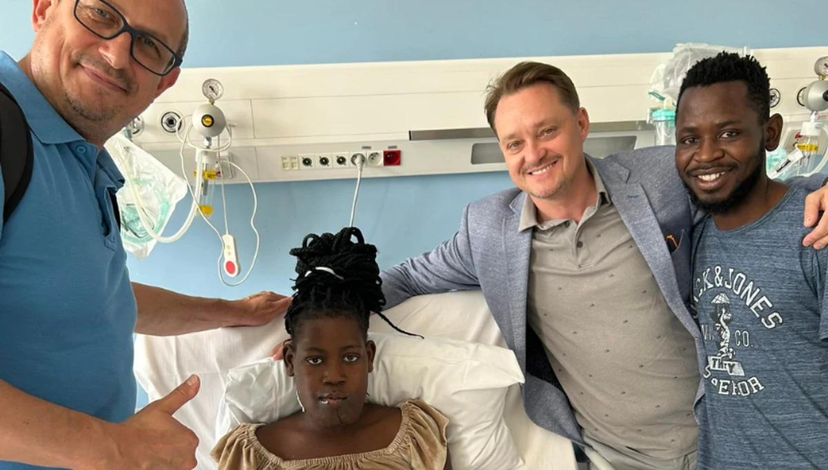 15-letnia Cristina z Angoli, która tydzień temu przeszła w Olsztynie skomplikowaną operację usunięcia olbrzymiego guza i rekonstrukcję żuchwy, zostanie w poniedziałek wypisana ze szpitala - poinformował Wojewódzki Specjalistyczny Szpital Dziecięcy w Olsztynie.