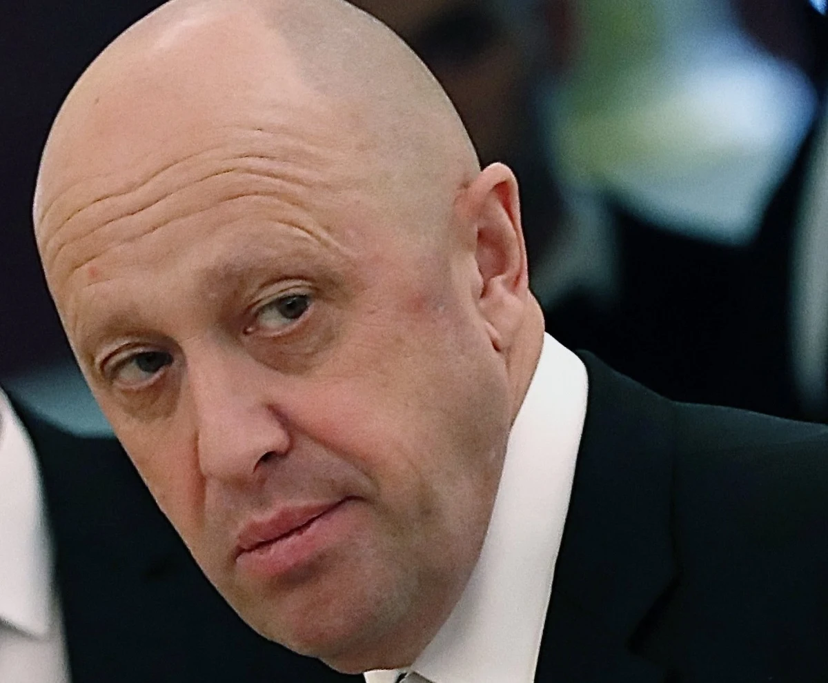 Rosyjski portal Fontanka podał, że Kreml zdecydował się zwrócić Prigożynowi pieniądze skonfiskowane, gdy wagnerowcy zdecydowali się wzniecić rebelię. Oligarcha miał trzymać w mieszkaniu kartony z miliardami rubli, złotem i setkami tysięcy dolarów.