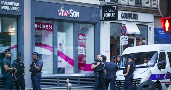 Pierwszą ofiarą śmiertelną zamieszek we Francji okazał się 27-latek. Mężczyzna zmarł po tym, jak został postrzelony w nocy z soboty na niedzielę w czasie protestów w Marsylii. Trwa w tej sprawie śledztwo.