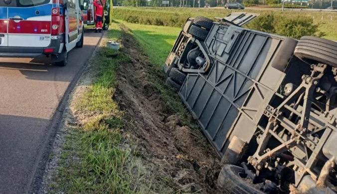 Terespol: Wypadek autokaru z Białorusi. Kilkanaście osób z obrażeniami