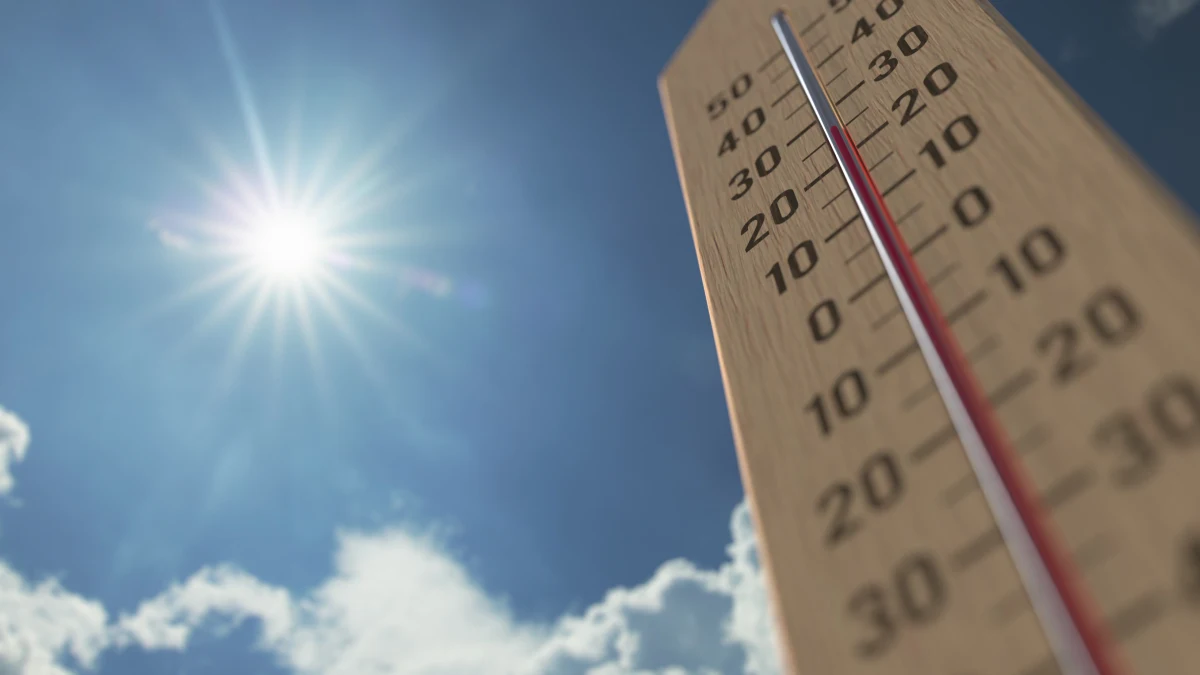 Po upalnym, a później burzowym początku tygodnia czwartek przynosi nam chwilę wytchnienia. Warto nacieszyć się niższą temperaturą, bo już niebawem czeka nas kolejne uderzenie gorąca.