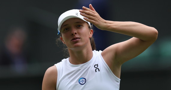 Iga Świątek kontra Petra Martić. Mecz Polki z Chorwatką w trzeciej rundzie wielkoszlemowego Wimbledonu zaplanowano na piątek. Stawką będzie awans do 1/8 finału. W piątek zagrają też Magda Linette i Hubert Hurkacz.