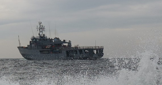 Polscy marynarze stanęli na czele jednego z czterech stałych zespołów okrętów NATO – "Tarczy Przeciwminowej", która operuje na północnych akwenach Europy. Dowodzenie nad Stałym Zespołem Sił Obrony Przeciwminowej NATO Grupa 1 potrwa pół roku.