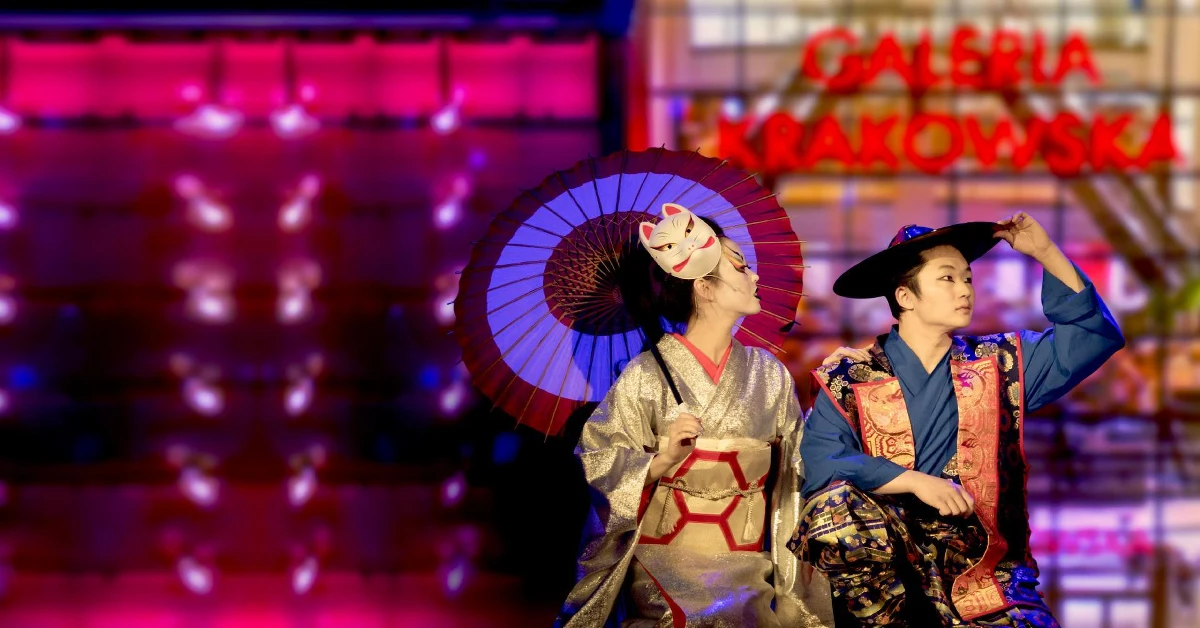 W czwartek na placu Jana Nowaka-Jeziorańskiego rozpoczął się 36. ULICA Festival. Trakcie trzydniowej przed Galerią Krakowską zaprezentuje się łącznie ponad 30 krajowych i zagranicznych grup prezentujących dokonania teatru ulicznego. 