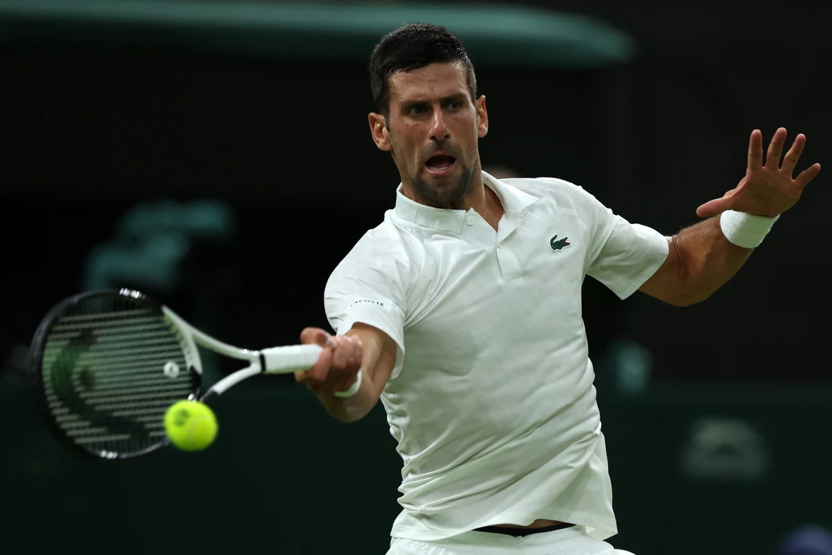Hubert Hurkacz awansował w piątek do czwartej rundy Wimbledonu. Przed północą Polak dowiedział się, że jego kolejnym rywalem będzie broniący tytułu Serb Novak Djoković - wicelider światowego rankingu.