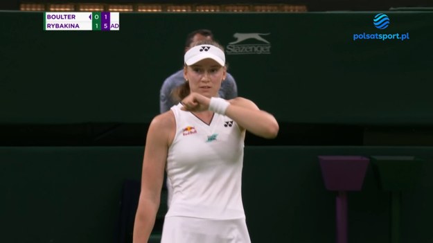 Jelena Rybakina z awansem do kolejnej rundy Wimbledonu. 