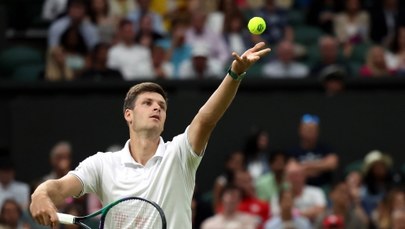 Wimbledon: Mecz Hurkacza z Djokovicem przerwany po dwóch setach