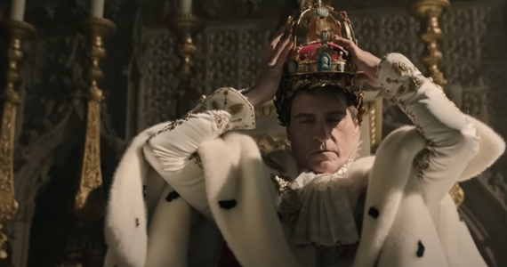 Do sieci trafił pierwszy zwiastun "Napoleona" w reżyserii Ridleya Scotta. Słynnego francuskiego przywódcę gra w filmie Joaquin Phoenix. 