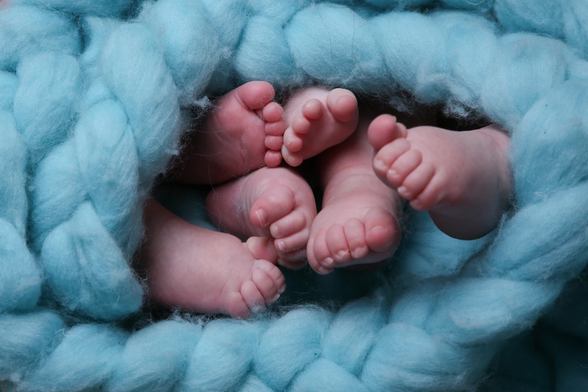 W Instytucie Centrum Zdrowia Matki Polki w Łodzi urodziły się piąte w tym roku trojaczki. "Najpierw był szok, a potem radość. A teraz już nie możemy się doczekać, kiedy będziemy mogli zabrać dzieci do domu" - powiedzieli rodzice dzieci.