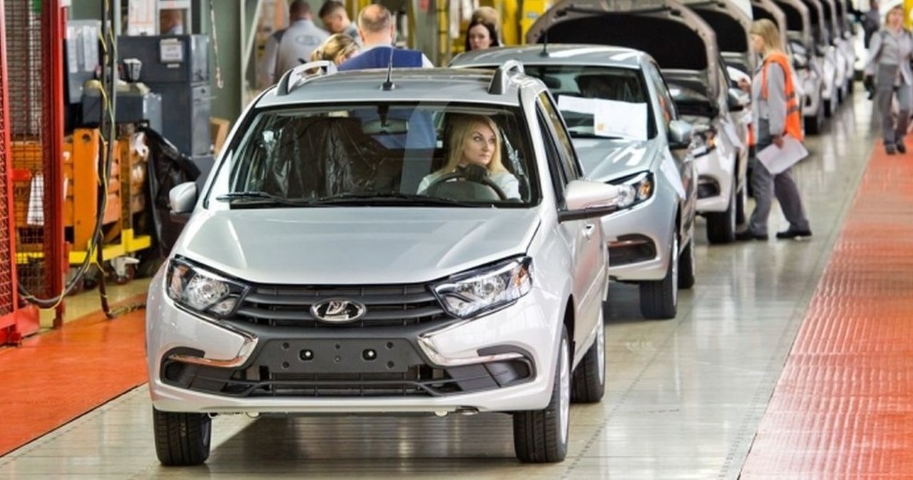 Rosjanie rzucili się na chińskie auta. Teraz mają poważny problem