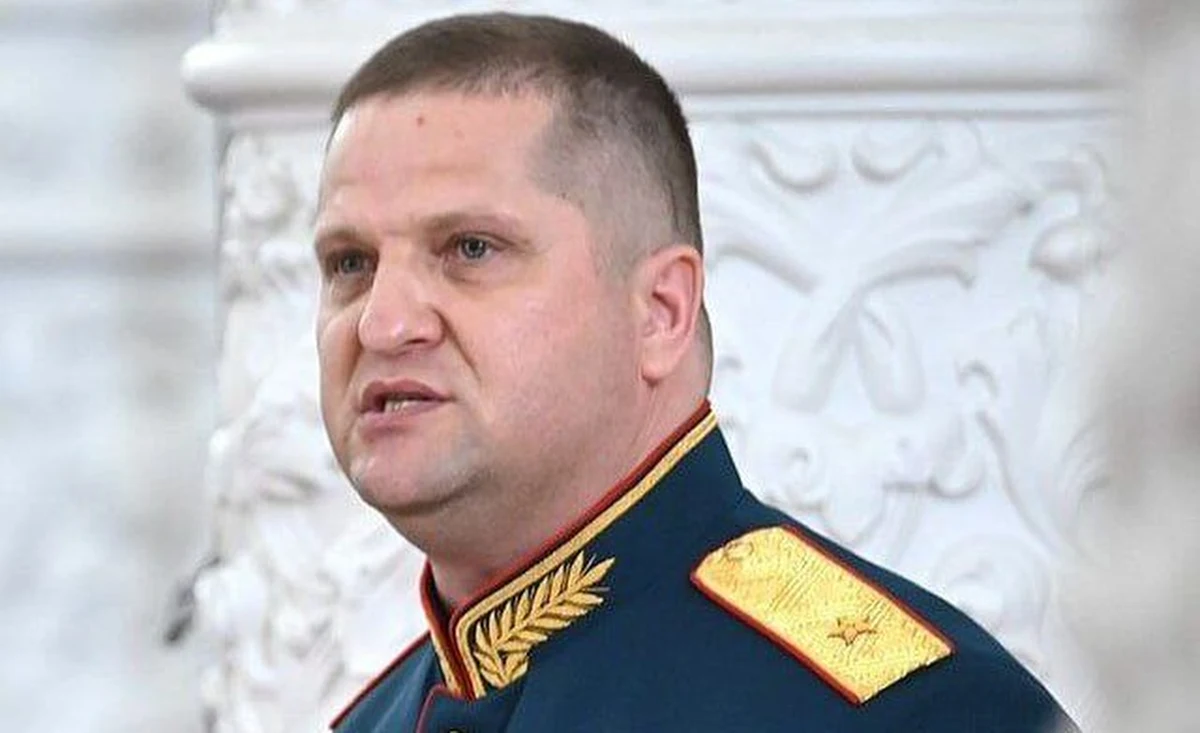 Doradca lojalnego wobec Kijowa mera Mariupola Petro Andruszczenko poinformował, że Rosja straciła kolejnego wyższego rangą oficera. Mowa o generale-poruczniku Olegu Cokowie, zastępcy dowódcy Południowego Okręgu Wojskowego. Wojskowy miał zginąć w ataku rakietowym na okupowany Berdiańsk w południowej Ukrainie.