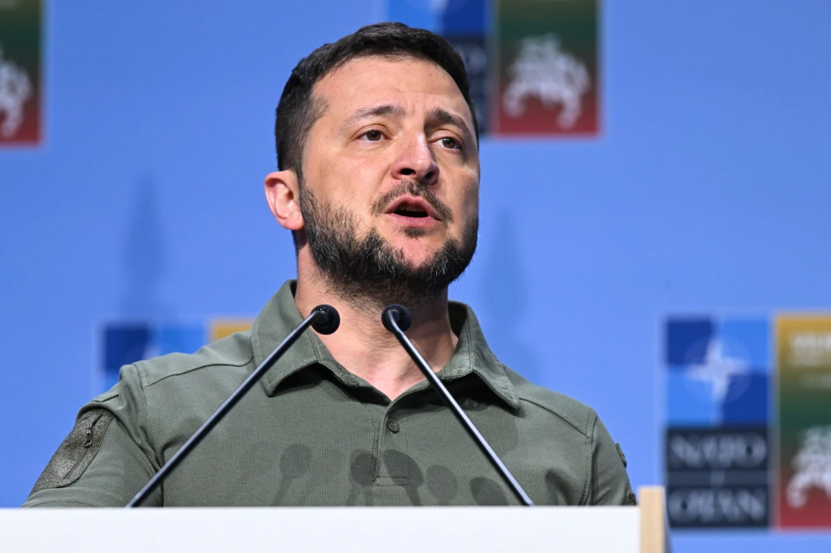 "Rezultaty szczytu NATO w Wilnie są dobre, ale gdyby zaproszono Ukrainę do NATO, moglibyśmy uznać je za idealne" – powiedział prezydent Ukrainy Wołodymyr Zełenski na konferencji prasowej z sekretarzem generalnym NATO Jensem Stoltenbergiem.