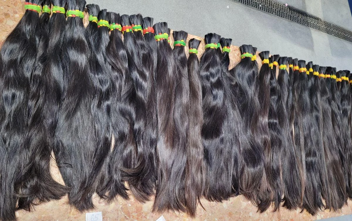 Funkcjonariusze z podkarpackiej Krajowej Administracji Skarbowej na przejściu granicznym w Korczowej udaremnili przemyt 8 kg naturalnych włosów. Wykryć je pomogła Frida – służbowy pies KAS.